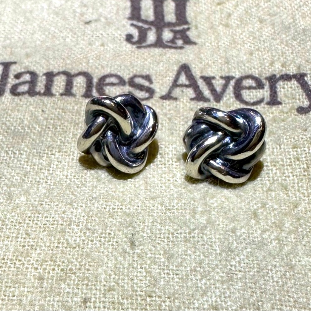 Retired James avery earrings